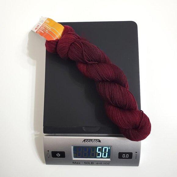 Artyarns Milano Yarn Fine Merino Wool C103R Burgundy Bordo 50g 233m - Picture 5 of 9